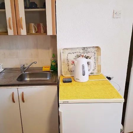 Mini Apartman/cobanija